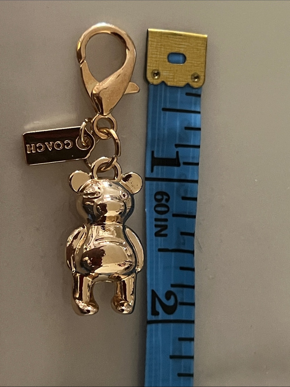 💥💥Coach Gold-Tone Teddy Bear Charm Clip - Picture 6 of 6